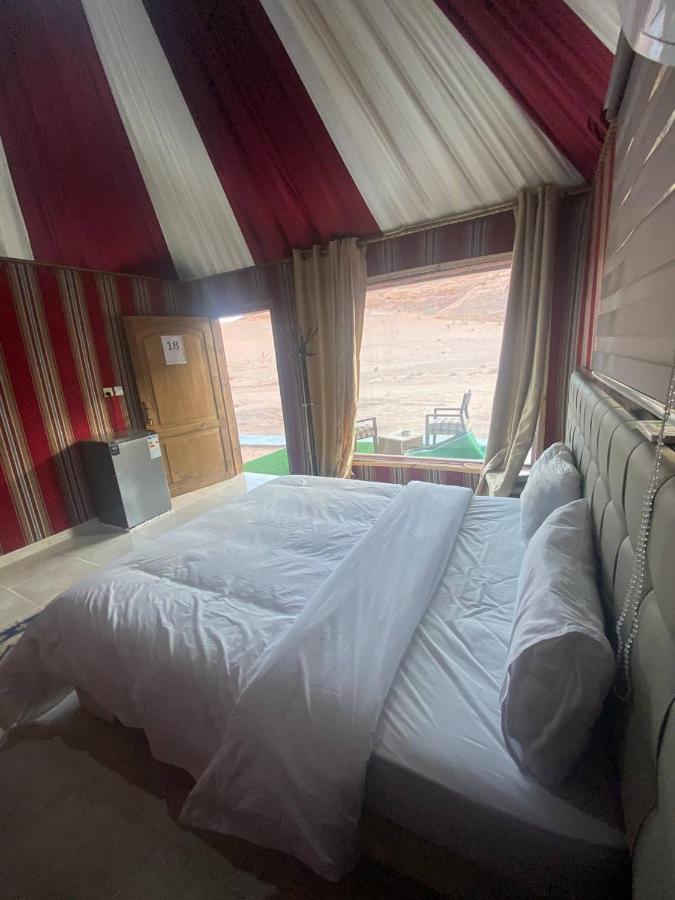 Отель Omar Ali Luxury Camp Вади-Рам Экстерьер фото
