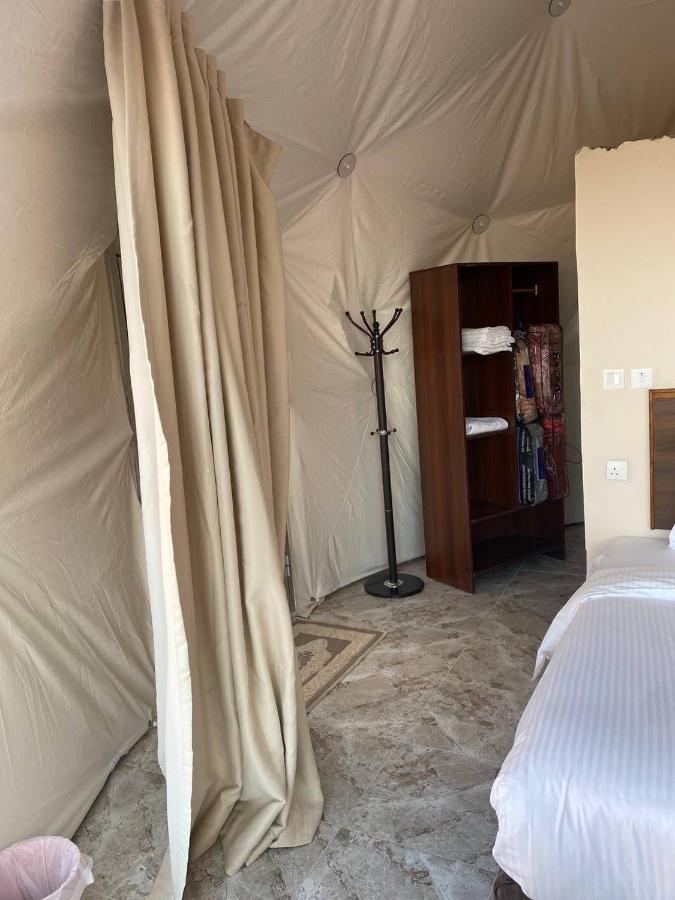 Отель Omar Ali Luxury Camp Вади-Рам Экстерьер фото