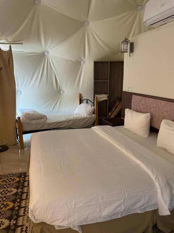 Отель Omar Ali Luxury Camp Вади-Рам Экстерьер фото